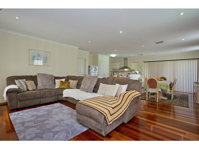 17B Charles Street, Karrinyup WA 6018