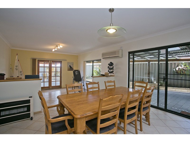 19 Rosedale Vista, Hocking WA 6065