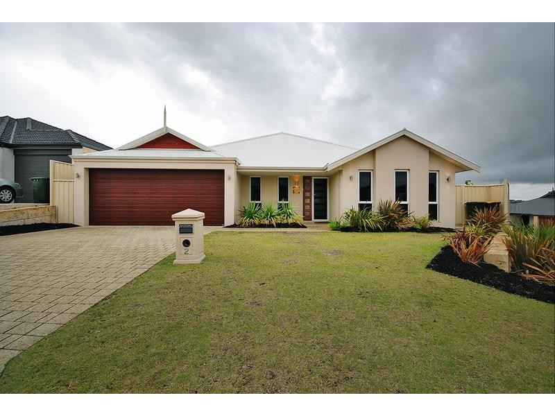 2 Zeppelin Way, Tapping WA 6065