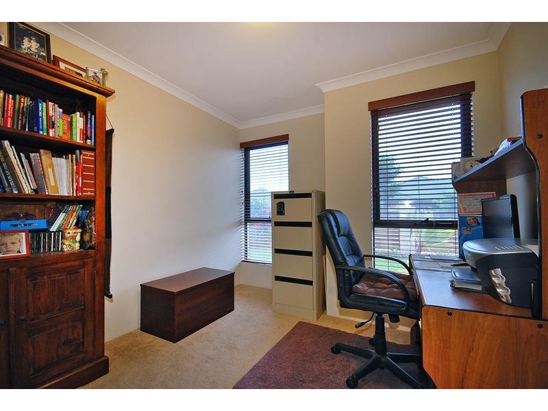 4 Coolidge Gardens, Tapping WA 6065