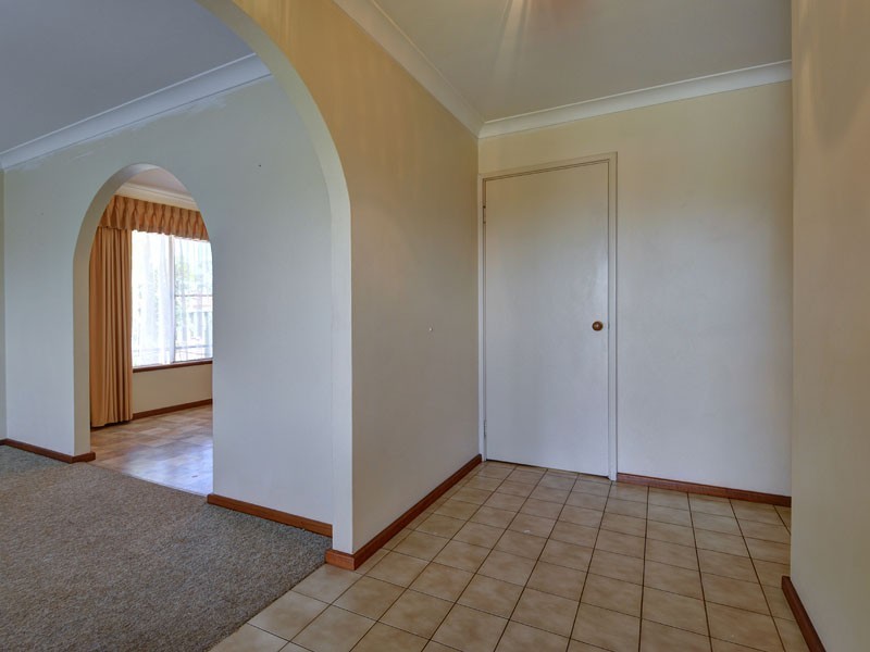 1A Merton Place, Kingsley WA 6026