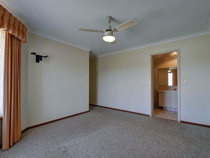 1A Merton Place, Kingsley WA 6026