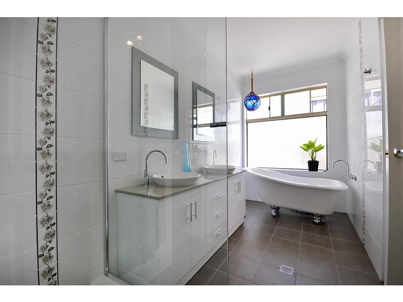 4 Ashburn Vista, Currambine WA 6028