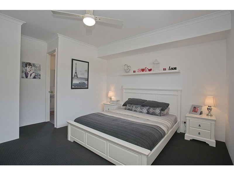 1 Voyager Link (SETTLED), Pearsall WA 6065