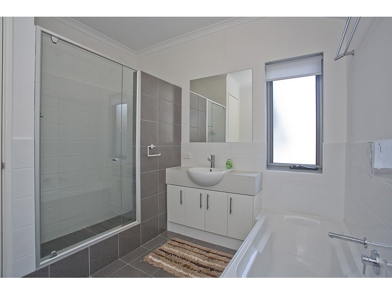 1 Voyager Link (SETTLED), Pearsall WA 6065