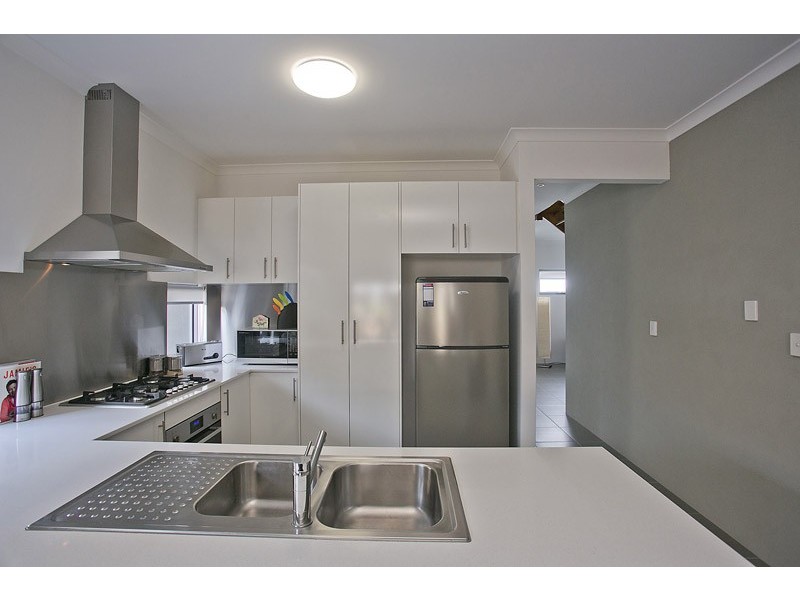 1 Voyager Link (SETTLED), Pearsall WA 6065