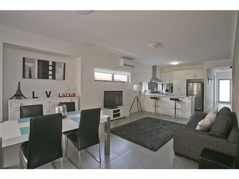 1 Voyager Link (SETTLED), Pearsall WA 6065