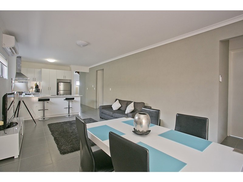 1 Voyager Link (SETTLED), Pearsall WA 6065