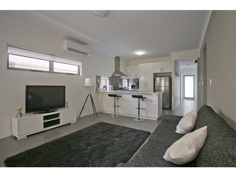 1 Voyager Link (SETTLED), Pearsall WA 6065