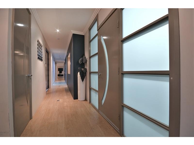 17 Belhaven Tce, Quinns Rocks WA 6030