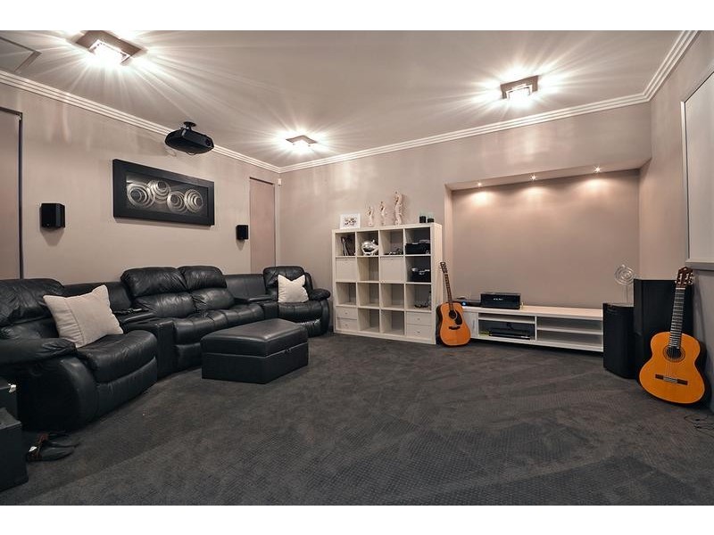 17 Belhaven Tce, Quinns Rocks WA 6030