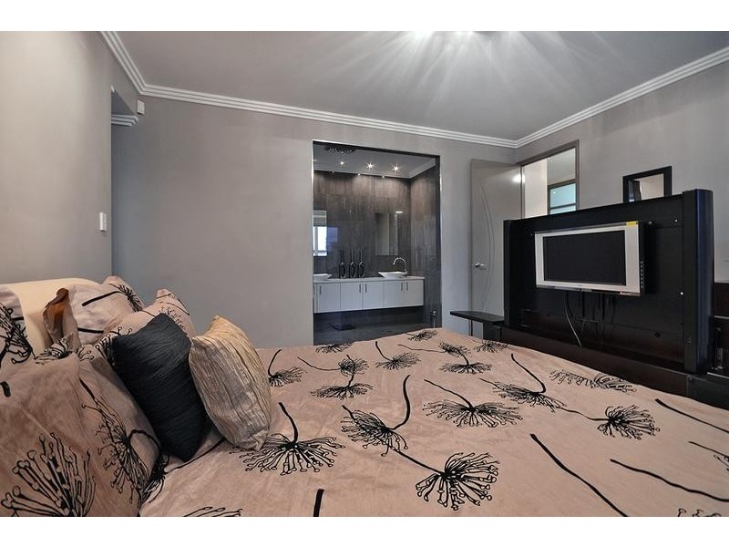 17 Belhaven Tce, Quinns Rocks WA 6030