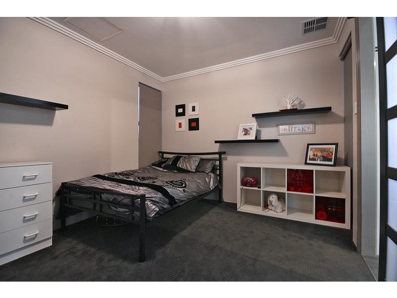 17 Belhaven Tce, Quinns Rocks WA 6030