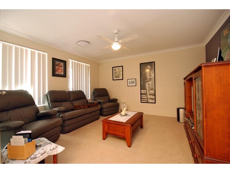 12 Tortorici (Settled) Ave, Sinagra WA 6065