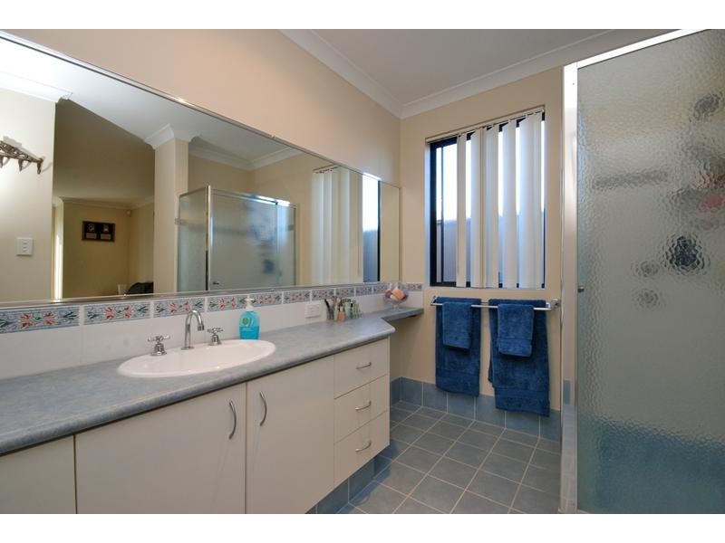 12 Tortorici (Settled) Ave, Sinagra WA 6065