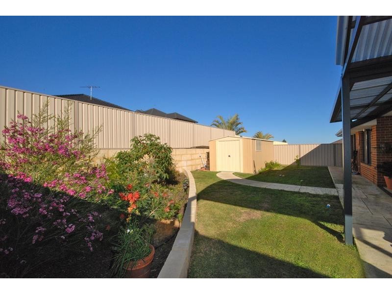 12 Tortorici (Settled) Ave, Sinagra WA 6065