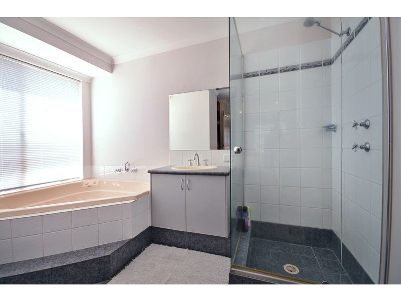 88 St Stephens Crescent, Tapping WA 6065