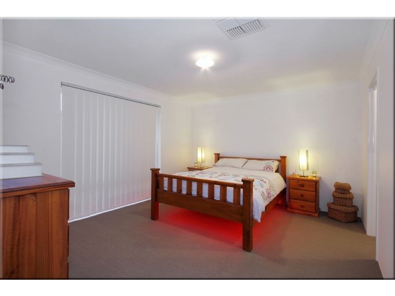 11 Oxted Link, Butler WA 6036
