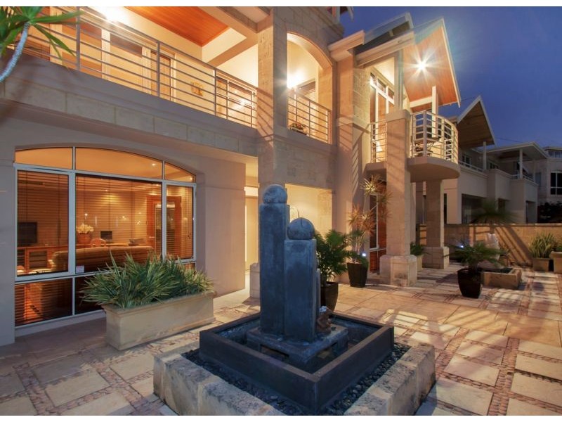 49 Amalfi Drive*, Hillarys WA 6025