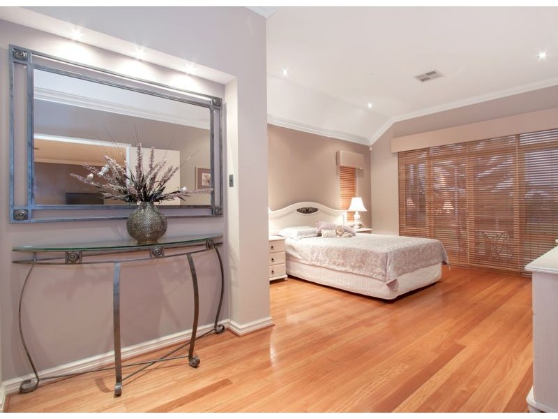 49 Amalfi Drive*, Hillarys WA 6025