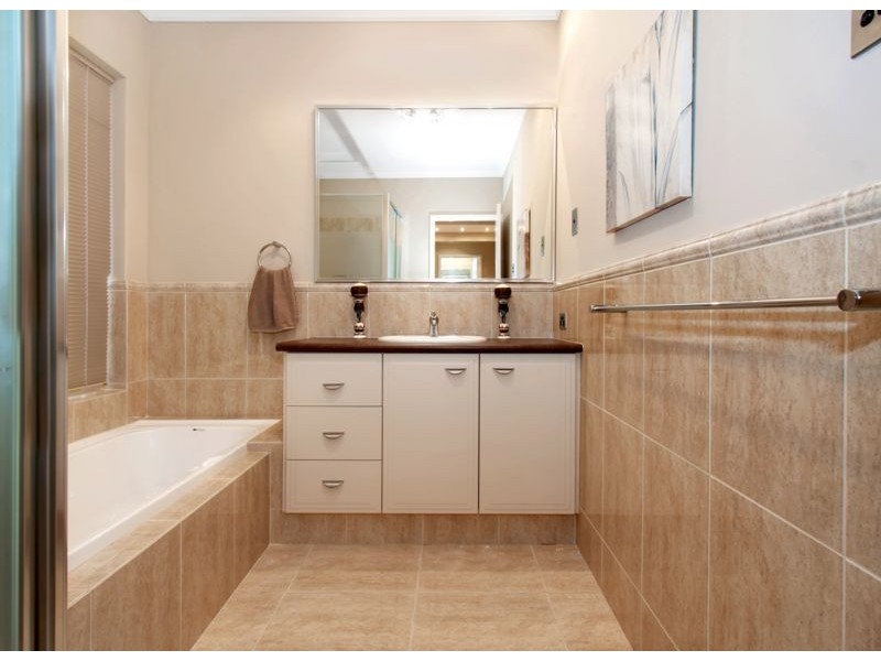 49 Amalfi Drive*, Hillarys WA 6025