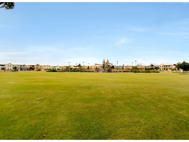 49 Amalfi Drive*, Hillarys WA 6025