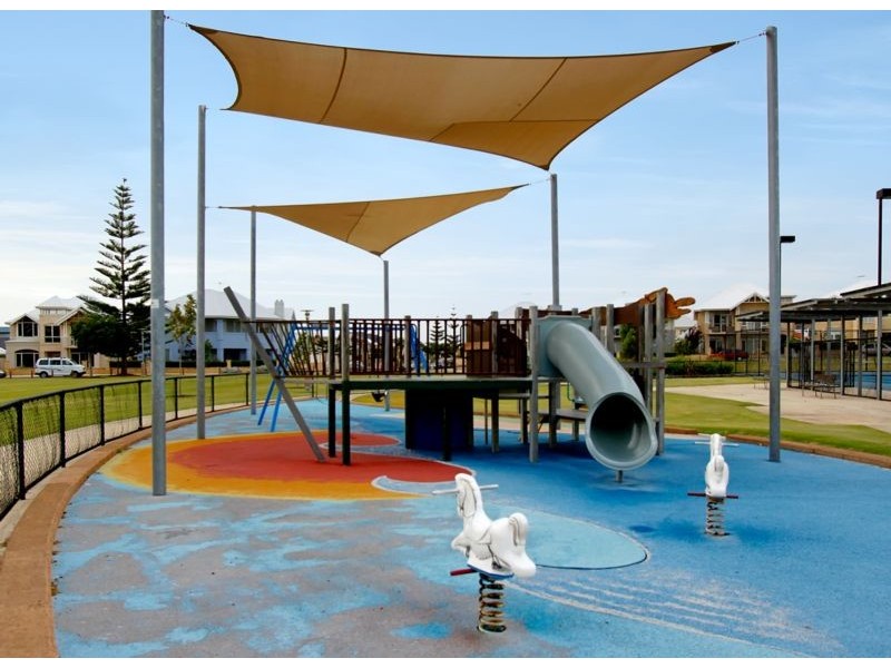 49 Amalfi Drive*, Hillarys WA 6025