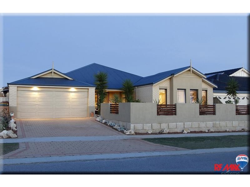 42 Ammanford Crescent, Butler WA 6036