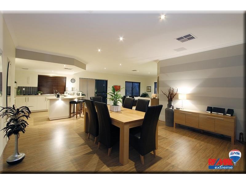 42 Ammanford Crescent, Butler WA 6036