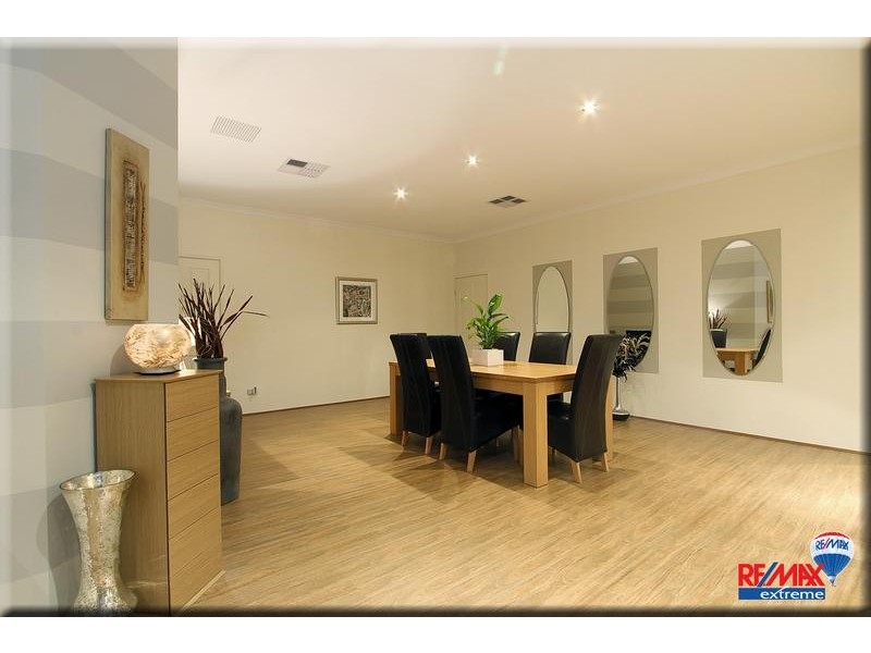 42 Ammanford Crescent, Butler WA 6036