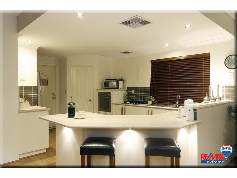 42 Ammanford Crescent, Butler WA 6036