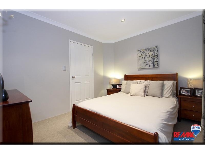 42 Ammanford Crescent, Butler WA 6036