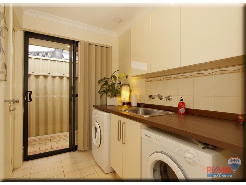 42 Ammanford Crescent, Butler WA 6036