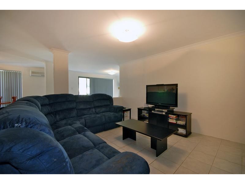 11 Salishan Street, Clarkson WA 6030