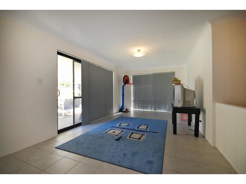 11 Salishan Street, Clarkson WA 6030