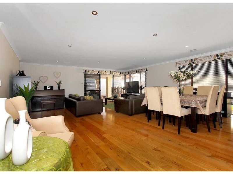 13 Solymar Circle, Burns Beach WA 6028