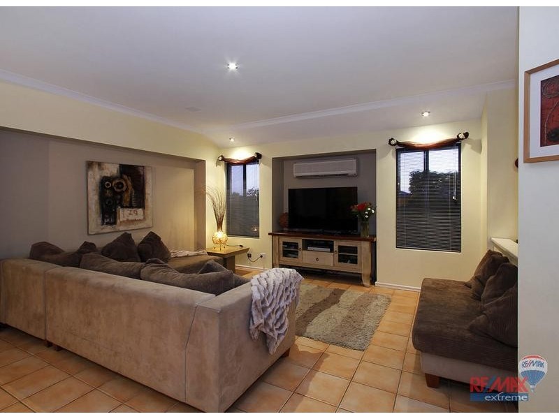 17 Bradman Drive, Butler WA 6036