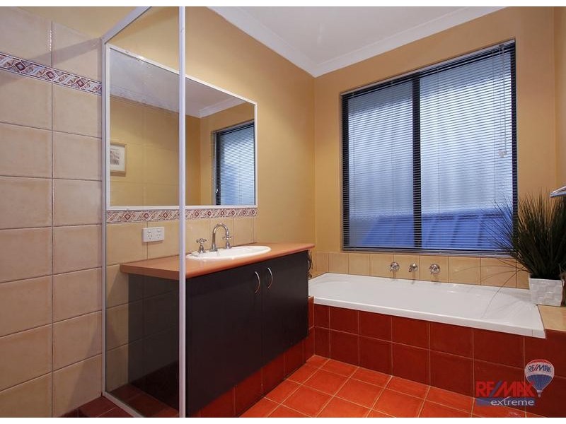 17 Bradman Drive, Butler WA 6036