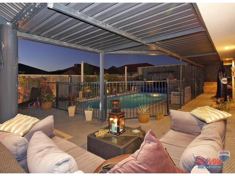 17 Bradman Drive, Butler WA 6036