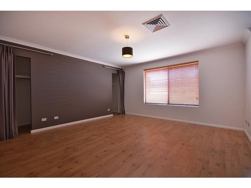 73 Wattle Mews, Hocking WA 6065