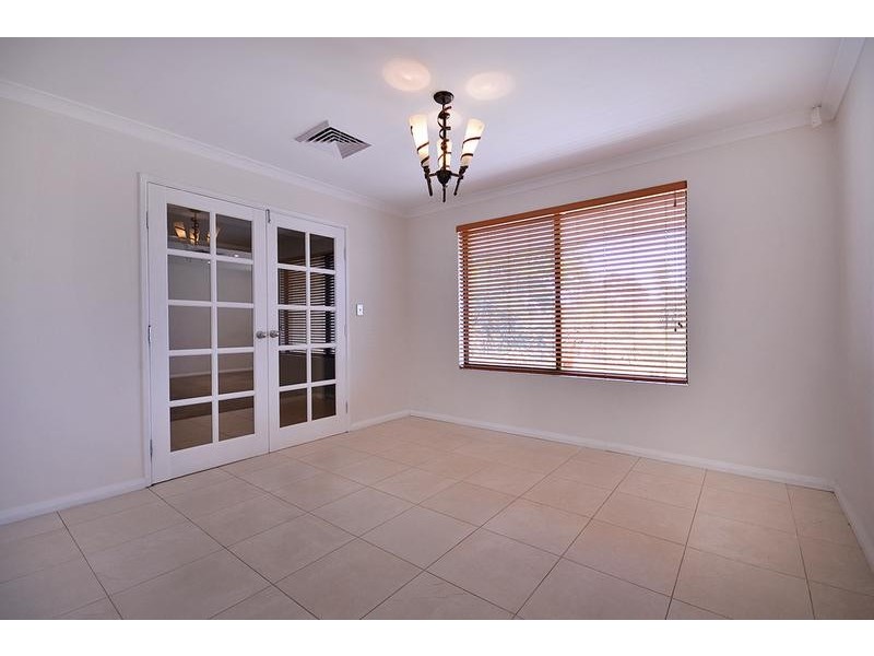 73 Wattle Mews, Hocking WA 6065