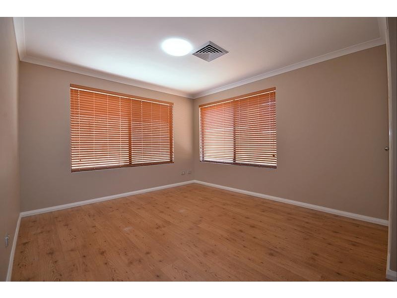 73 Wattle Mews, Hocking WA 6065