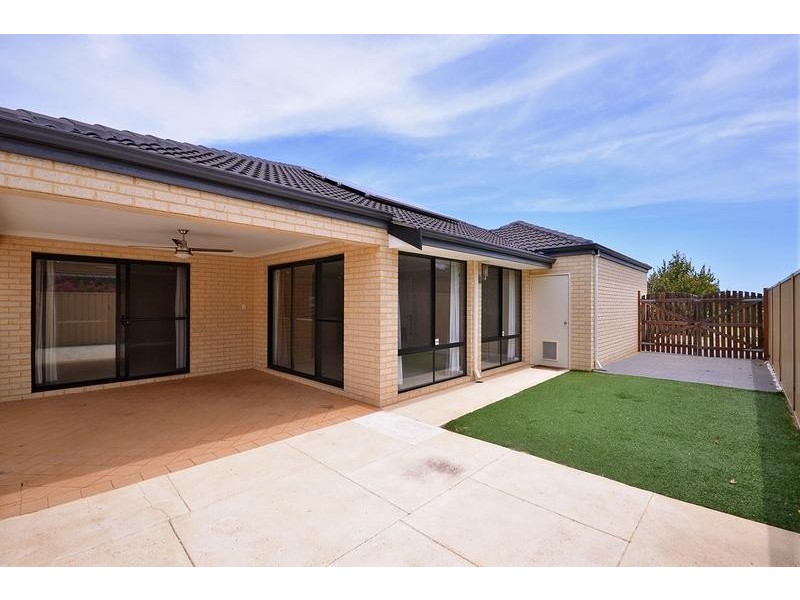 73 Wattle Mews, Hocking WA 6065