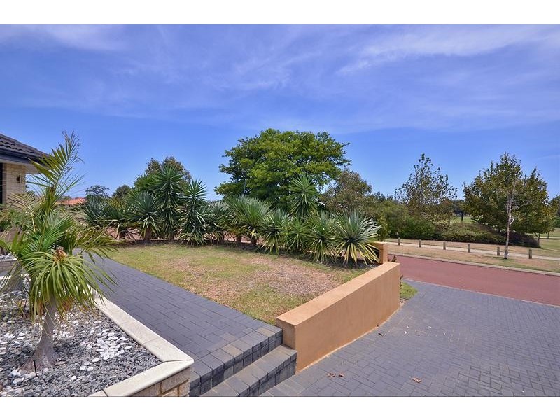 73 Wattle Mews, Hocking WA 6065