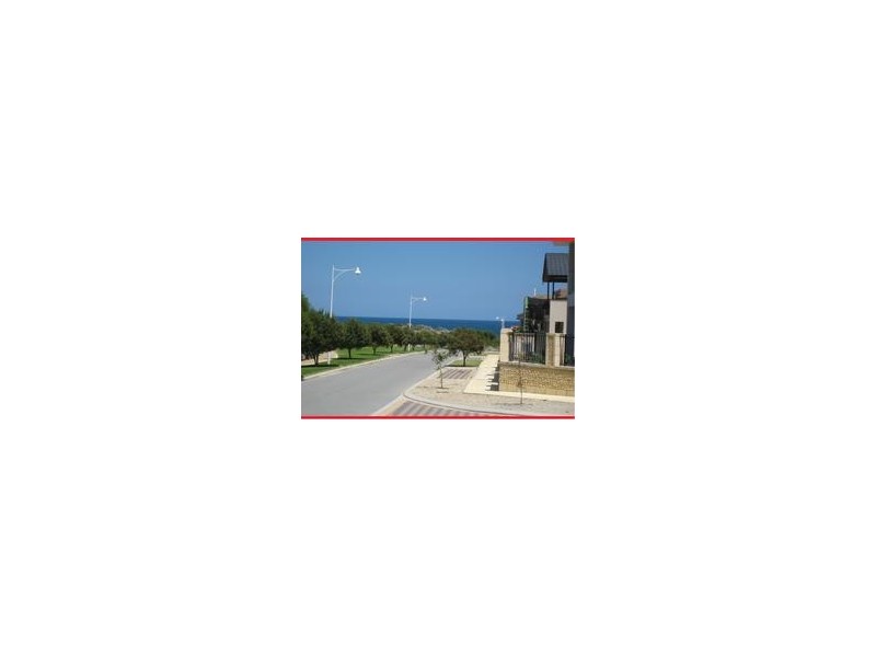 2 Fourmile Ave, Burns Beach WA 6028