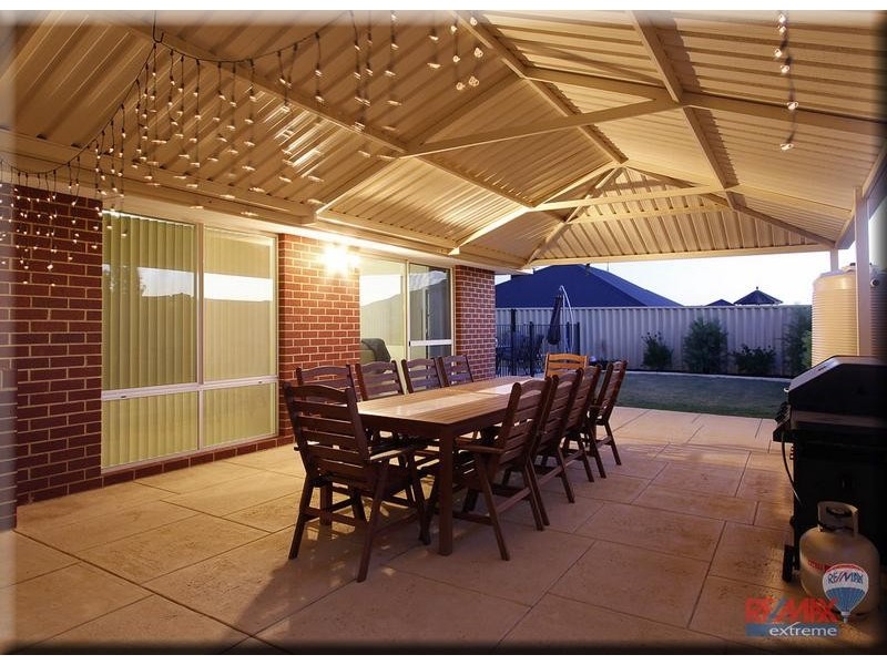 33 Thurleigh Approach, Butler WA 6036