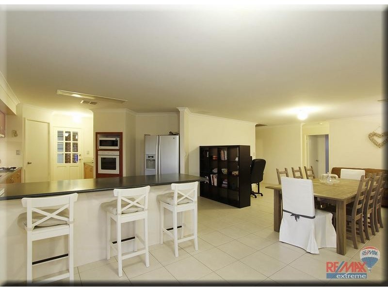 33 Thurleigh Approach, Butler WA 6036