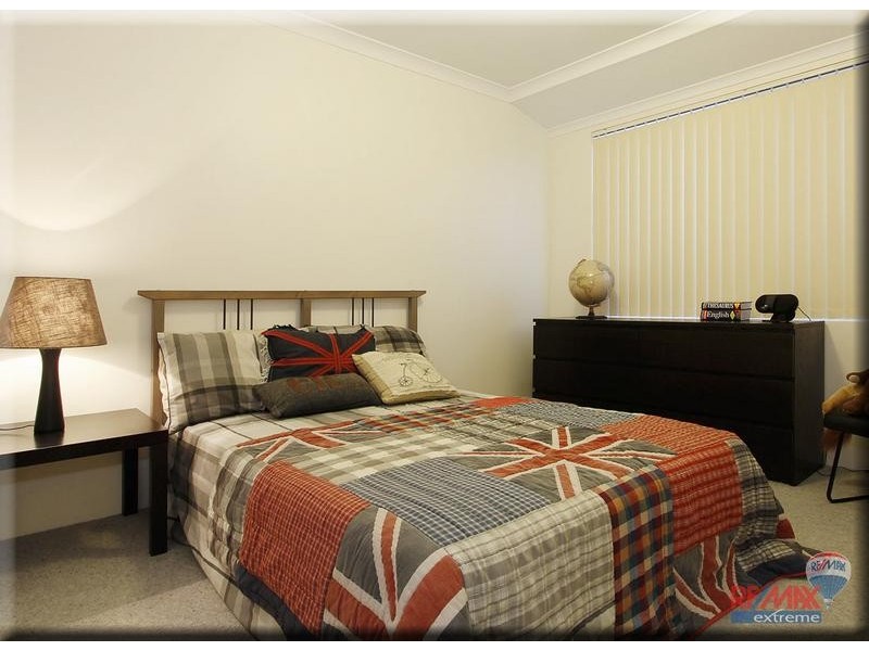 33 Thurleigh Approach, Butler WA 6036