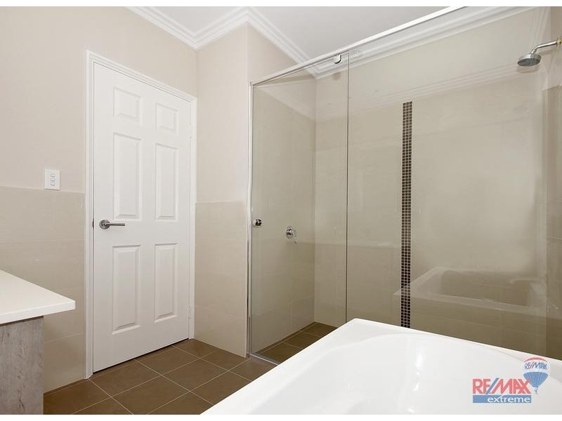 17 Seaside Ave*, Yanchep WA 6035