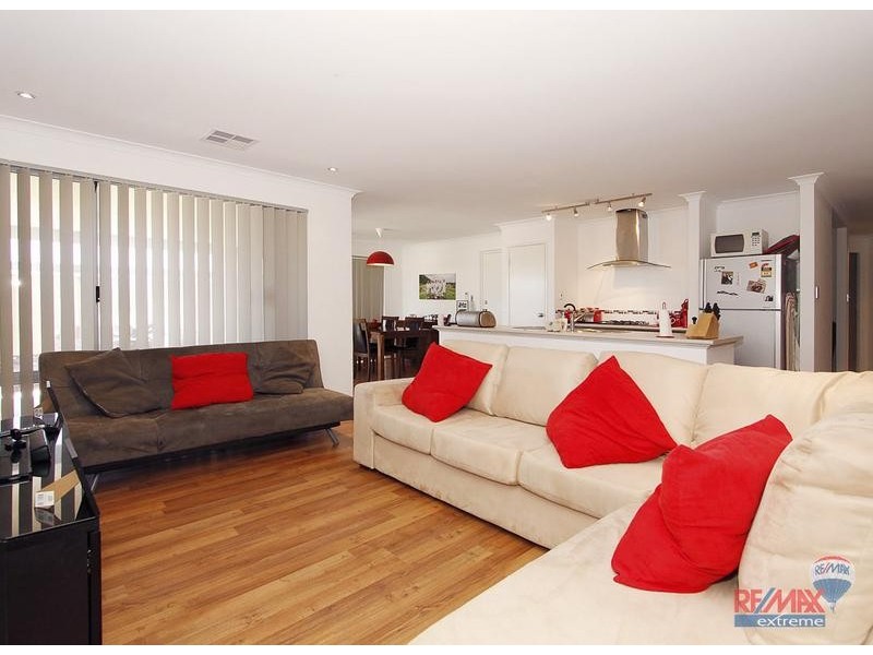 33 Rosegreen Avenue, Butler WA 6036